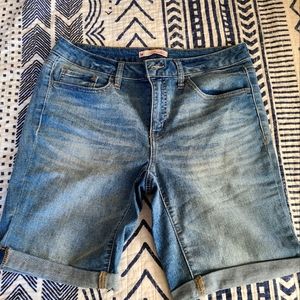 S.O. Bermuda short